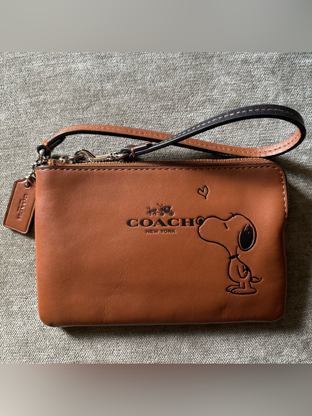 Coach x Peanuts Corner Zip Wristlet Snoopy Kiss Motif Brown Leather CF215